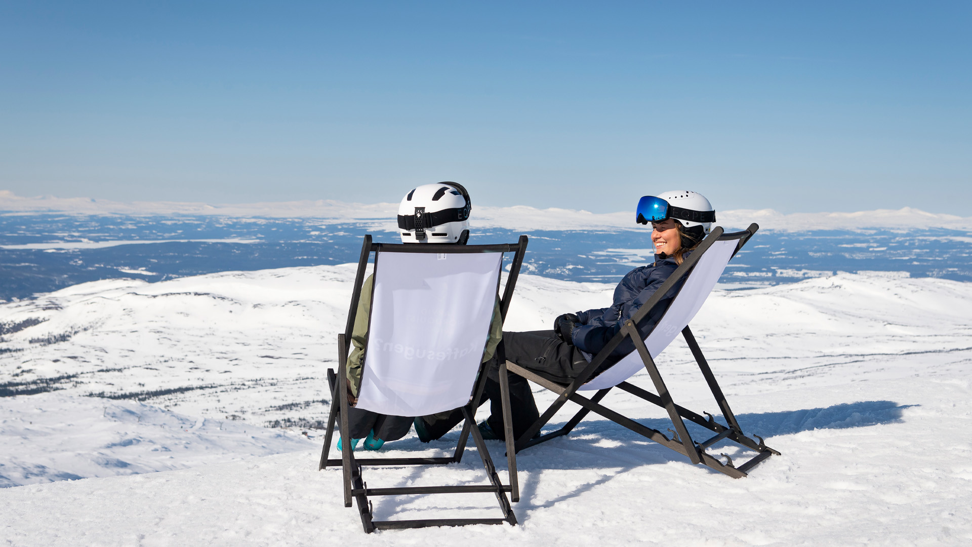 Skidåkare som firar påsk i Åre